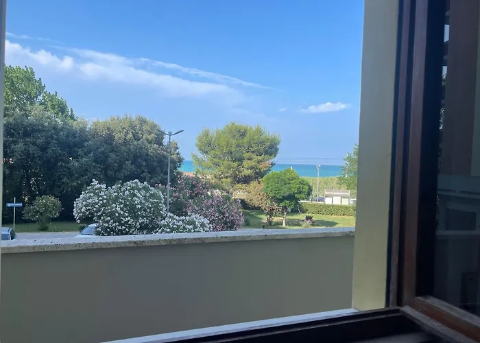 Casa A 100 M Dal Mare Апартаменты *